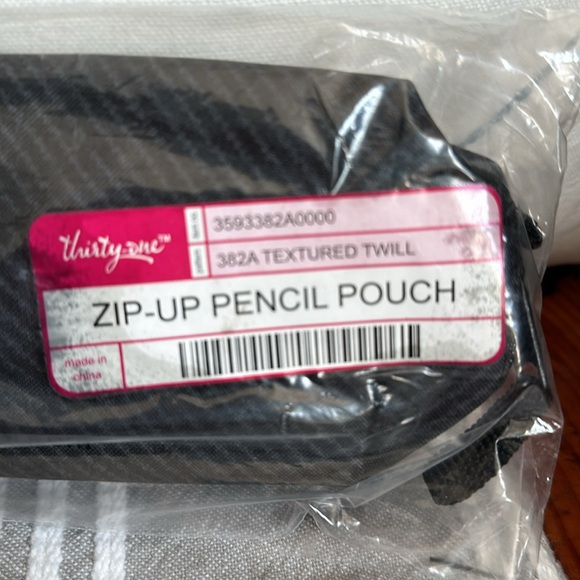 Thirty-One Zip-Up Pencil Pouch - Picture 2 of 2